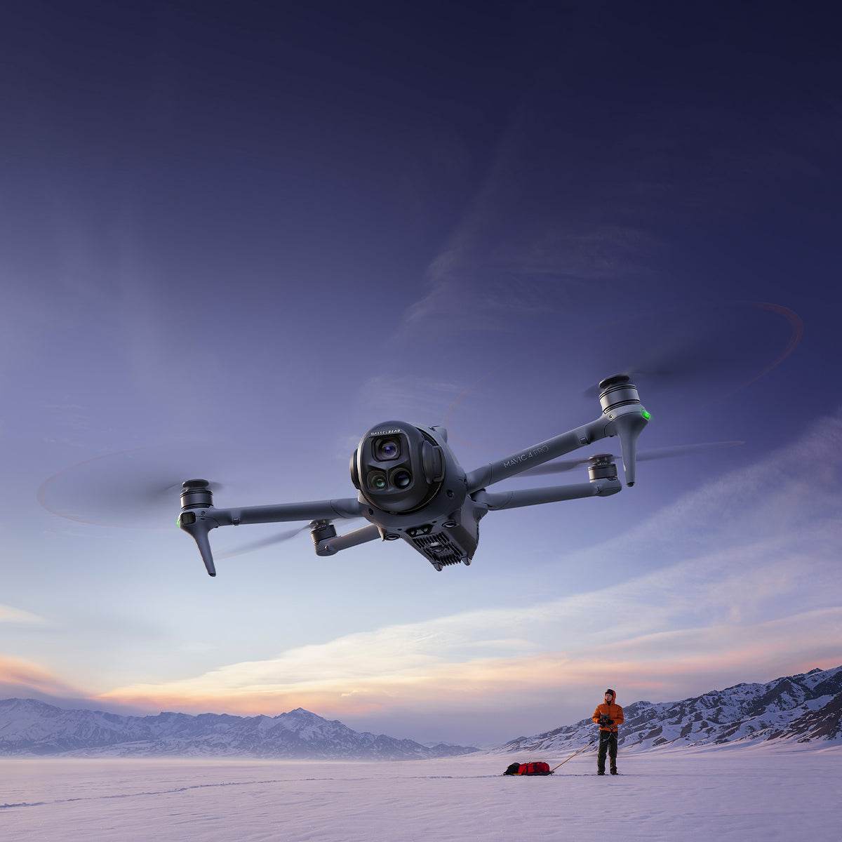 DJI Mavic 4 Pro Creator Combo.