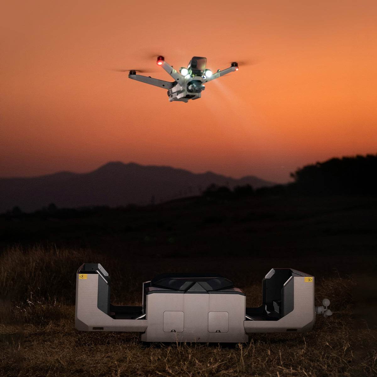 CZI | Sistema de Transmisión y Reflector con Luces tipo Sirena | DJI Matrice 3D/3TD | LP20 - Fpv Pro Robotics