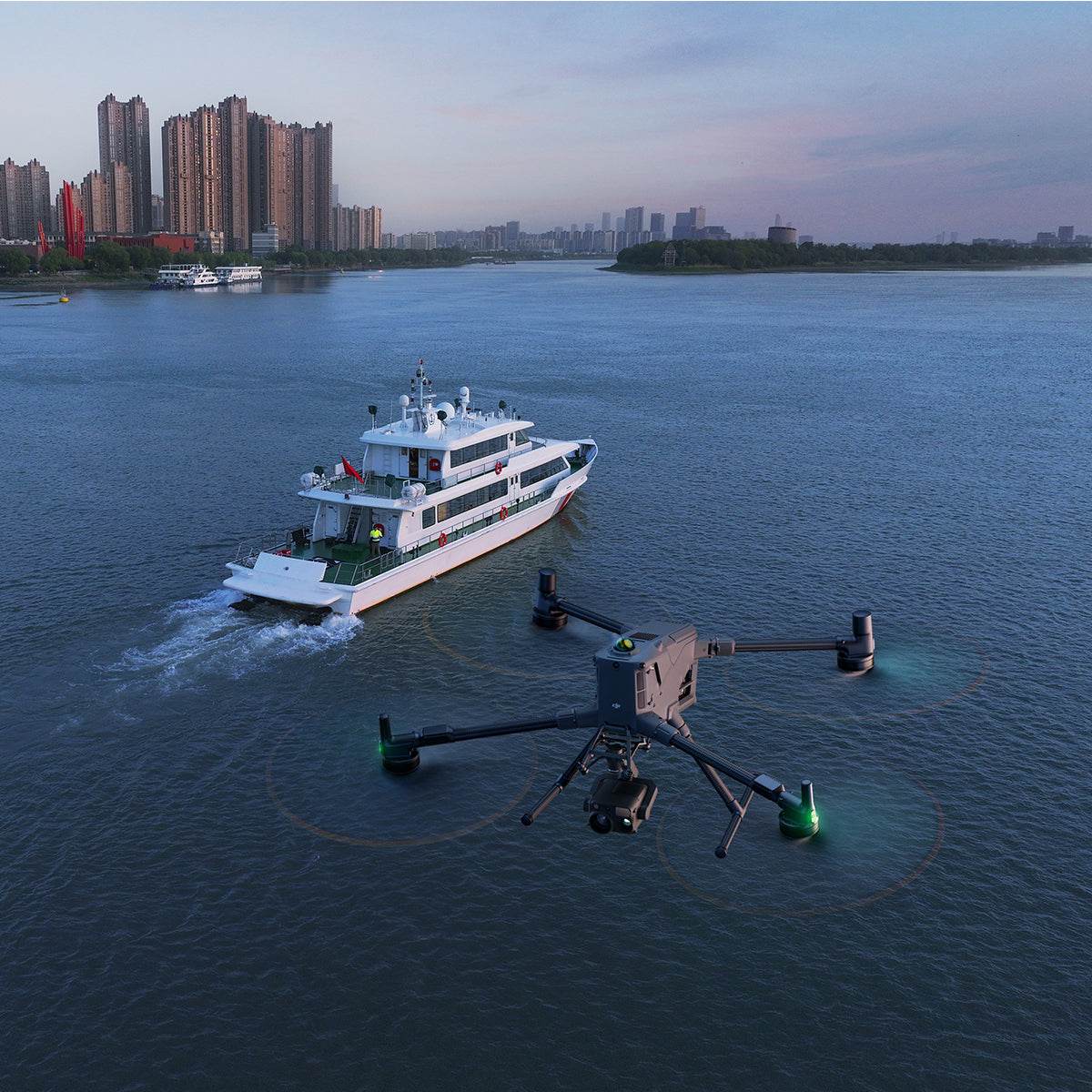 DJI Matrice 400.